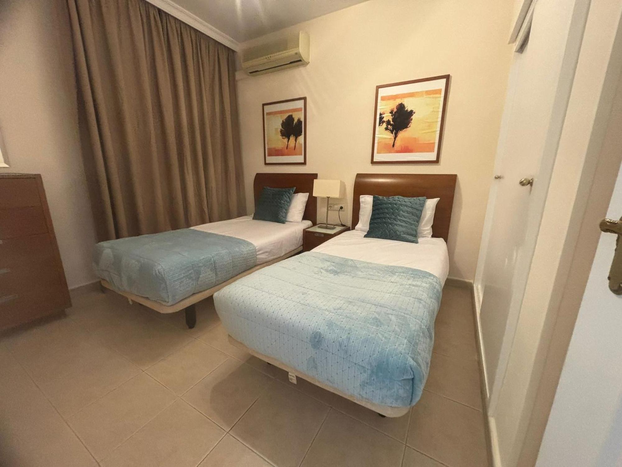 Apartamentos Magic Benalbeach By Benalnova เบนัลมาเดนา ภายนอก รูปภาพ