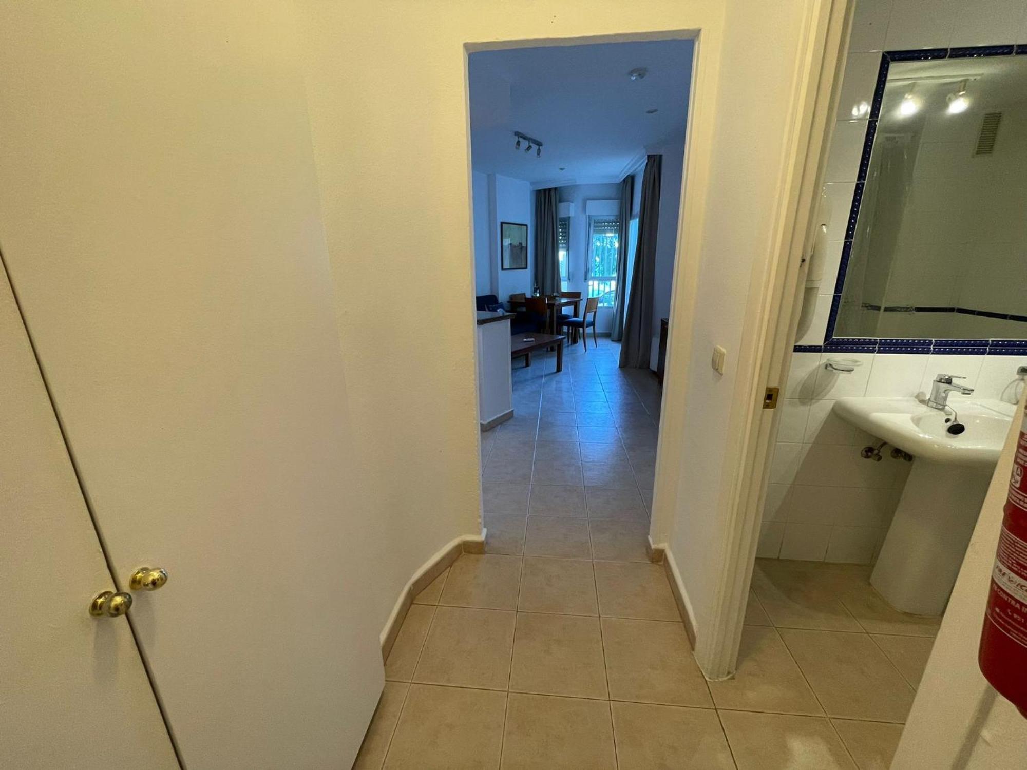 Apartamentos Magic Benalbeach By Benalnova เบนัลมาเดนา ภายนอก รูปภาพ
