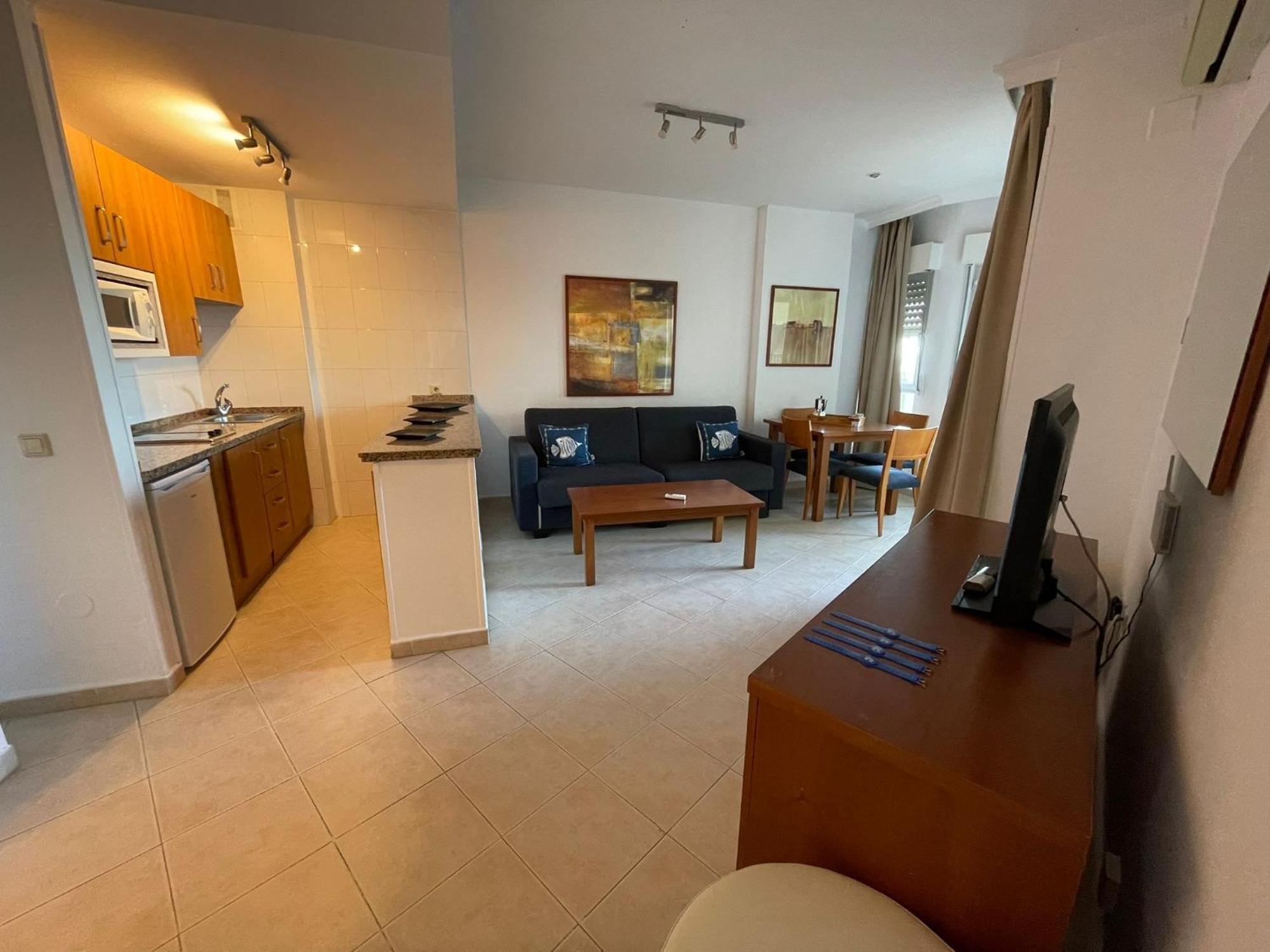 Apartamentos Magic Benalbeach By Benalnova เบนัลมาเดนา ภายนอก รูปภาพ