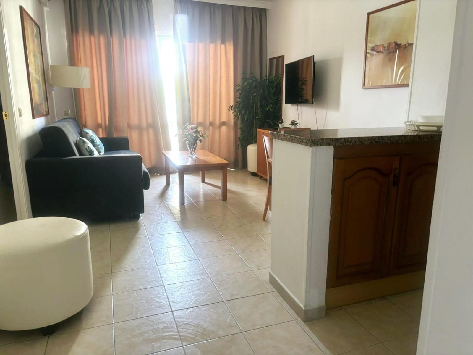 Apartamentos Magic Benalbeach By Benalnova เบนัลมาเดนา ภายนอก รูปภาพ