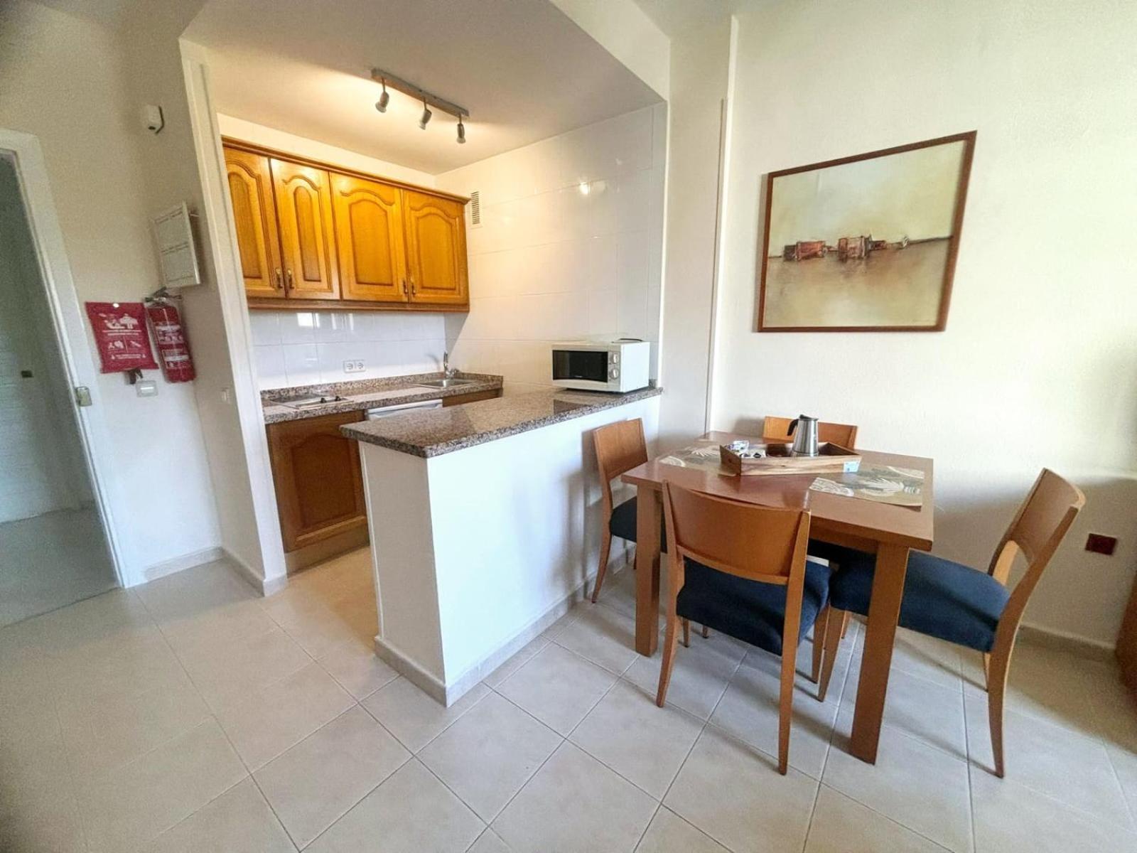 Apartamentos Magic Benalbeach By Benalnova เบนัลมาเดนา ภายนอก รูปภาพ