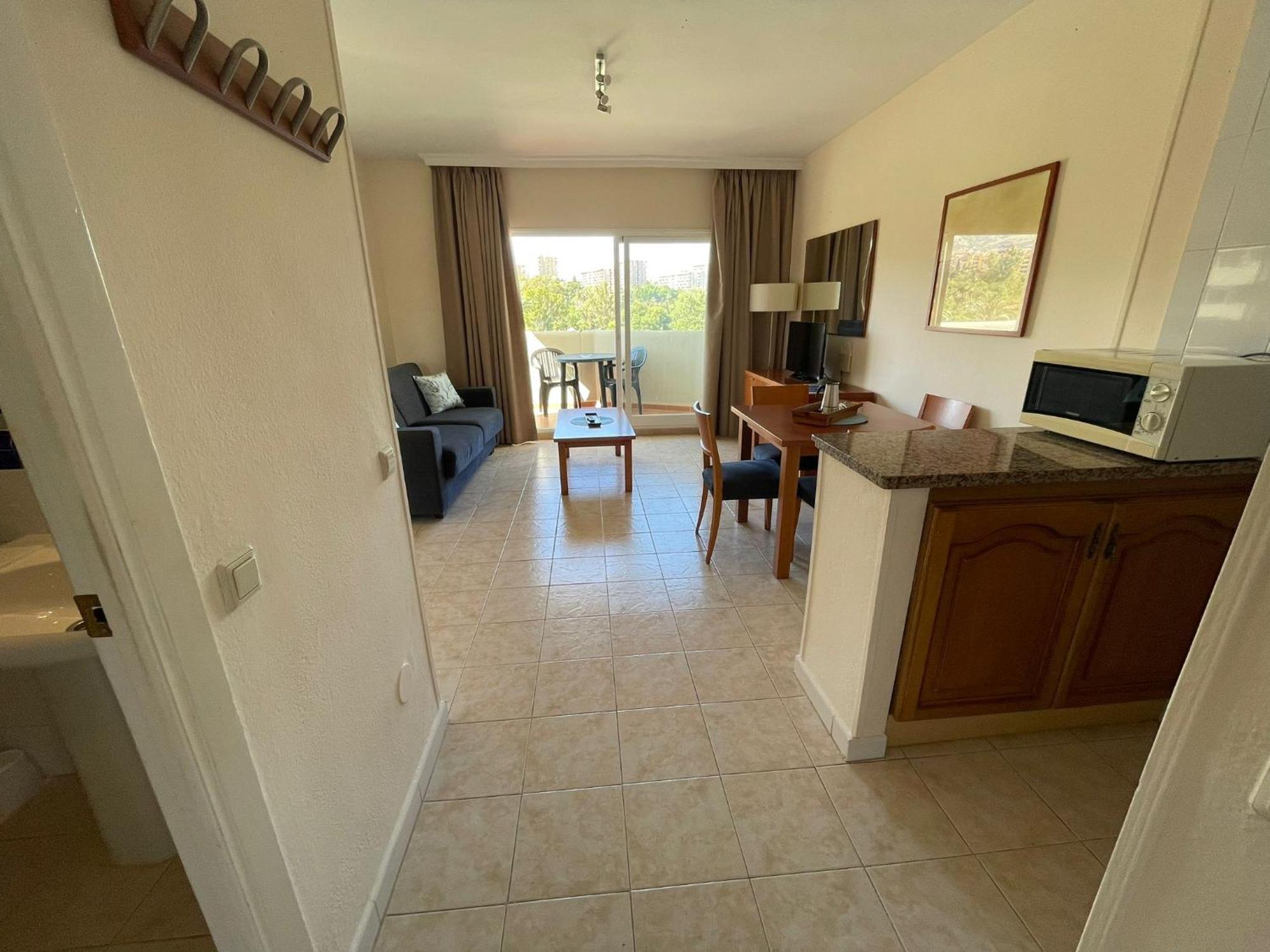 Apartamentos Magic Benalbeach By Benalnova เบนัลมาเดนา ภายนอก รูปภาพ