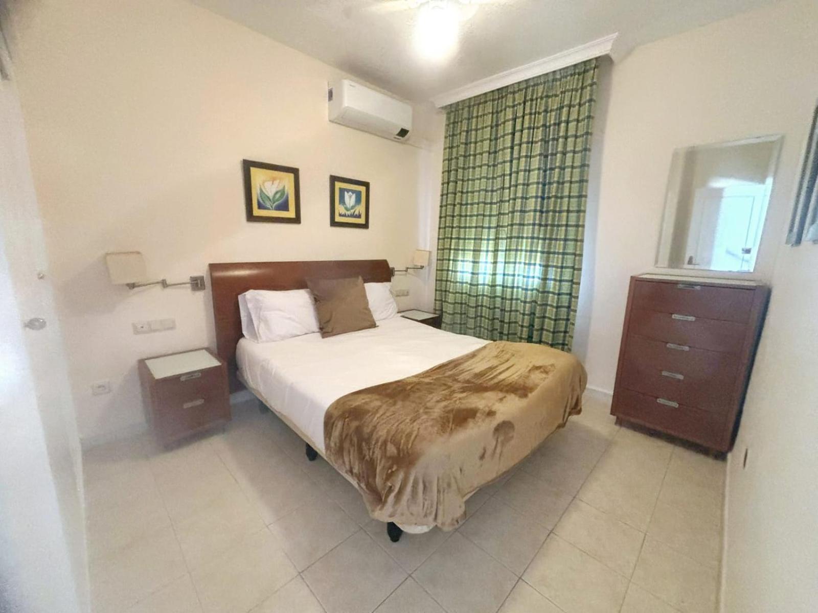 Apartamentos Magic Benalbeach By Benalnova เบนัลมาเดนา ภายนอก รูปภาพ