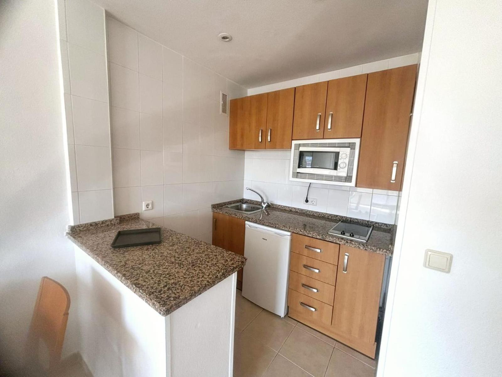 Apartamentos Magic Benalbeach By Benalnova เบนัลมาเดนา ภายนอก รูปภาพ