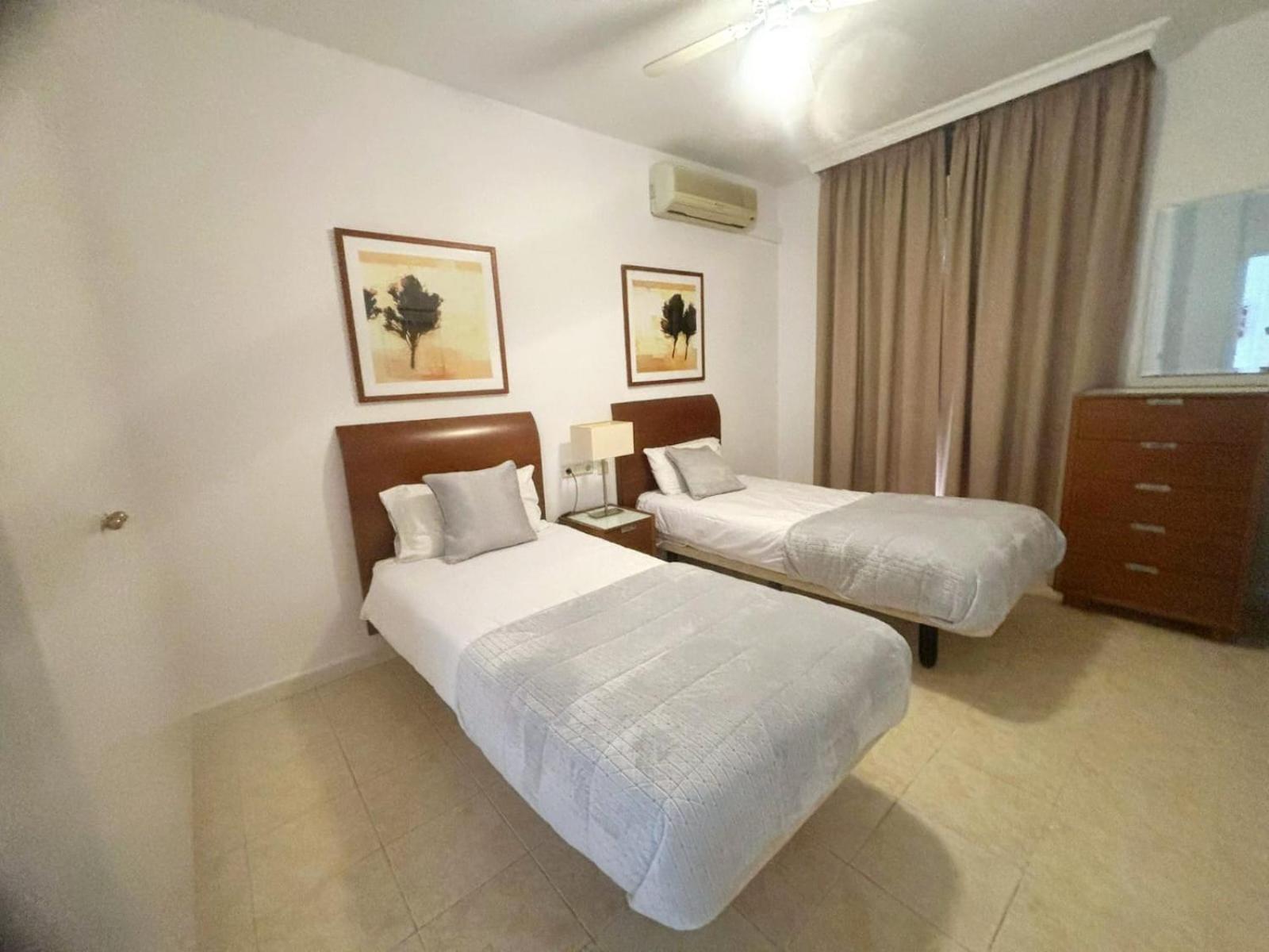 Apartamentos Magic Benalbeach By Benalnova เบนัลมาเดนา ภายนอก รูปภาพ